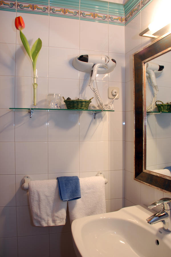 Hospederia El Arco Villavieja del Lozoya Room photo
